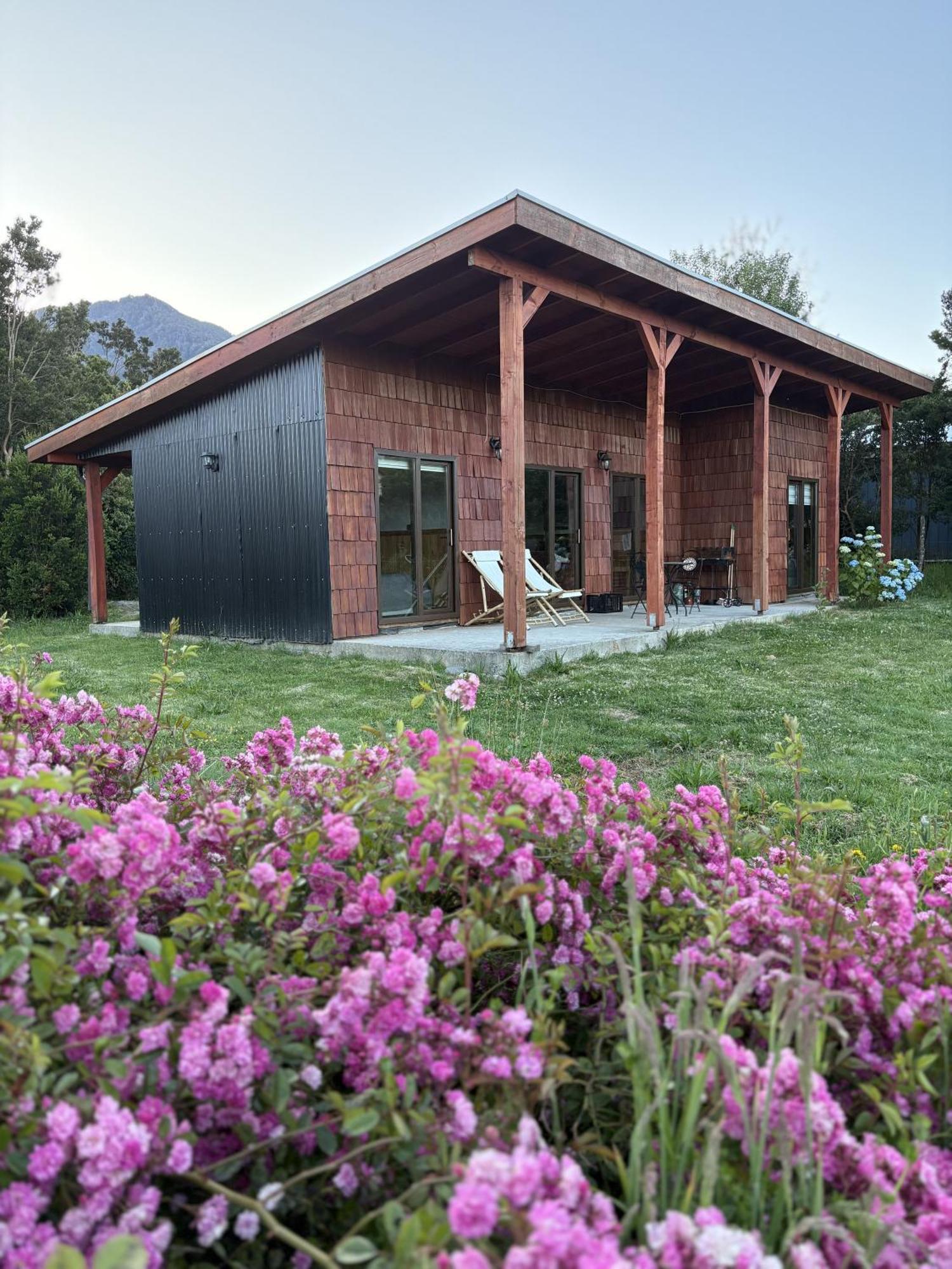 Rio Blanco Vila Hornopiren Exterior foto